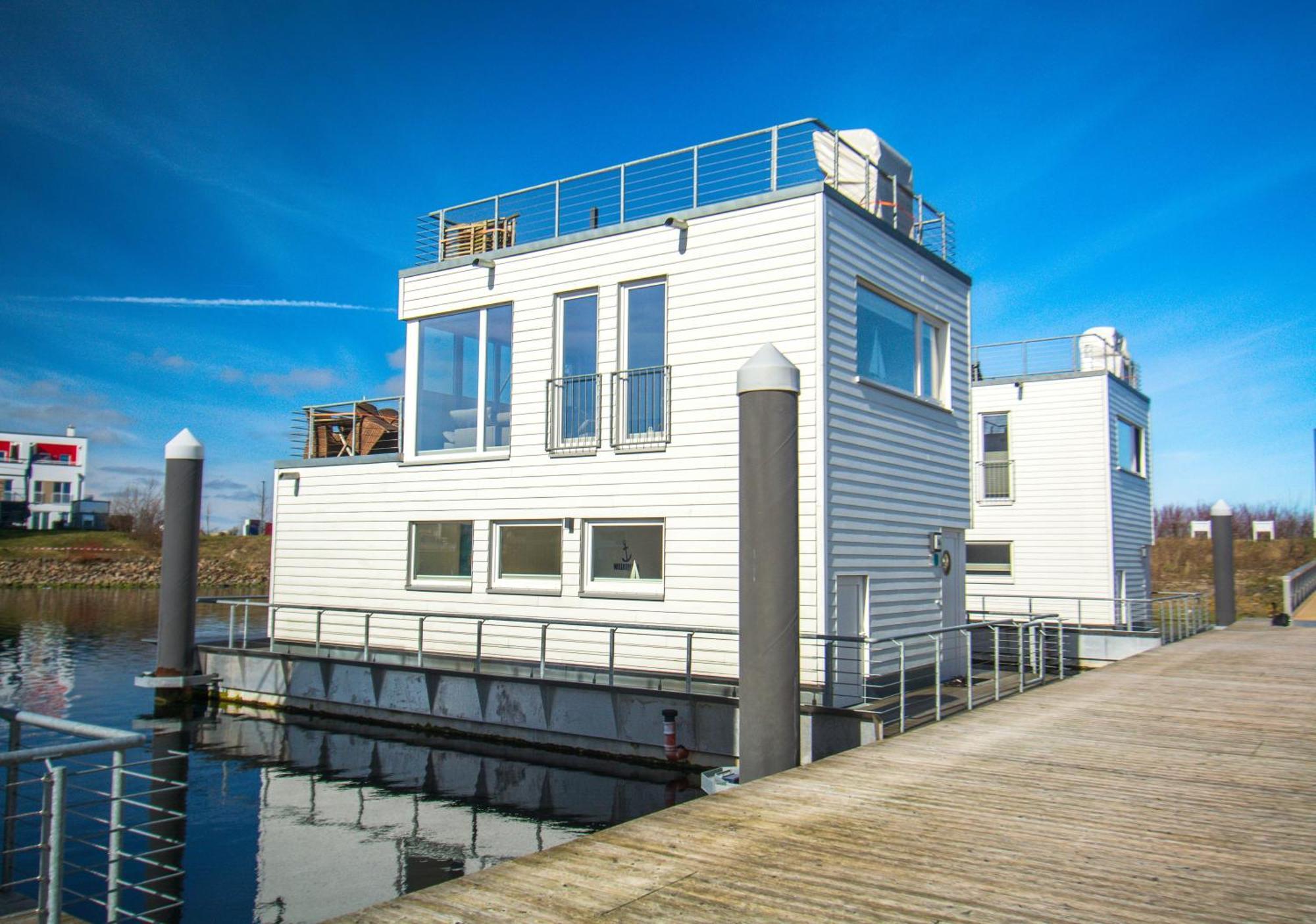 Hotel Schwimmendes Haus - An Bord Zwei Olpenitz Exterior foto
